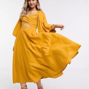 Puff Sleeve mustard dress. Size 4.